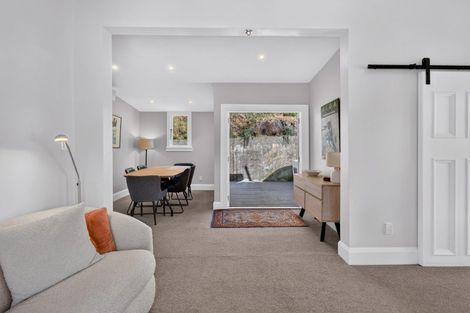 Photo of property in 28 Milton Road, Bluff Hill, Napier, 4110
