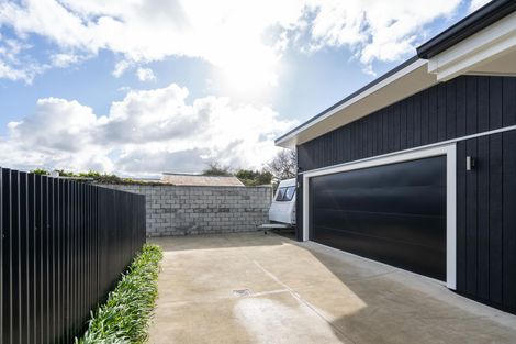 Photo of property in 123 Heretaunga Street, Palmerston North, 4414