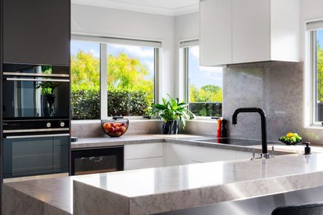 Photo of property in 30 Iona Road, Havelock North, 4130