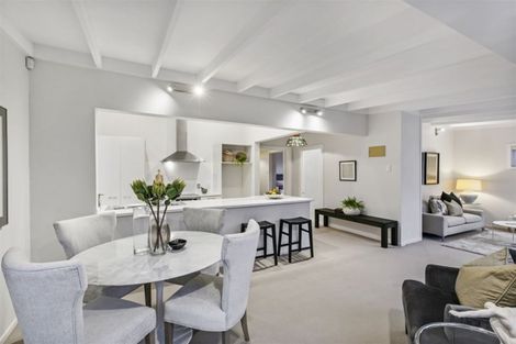 Photo of property in 74 Gribblehirst Road, Sandringham, Auckland, 1025