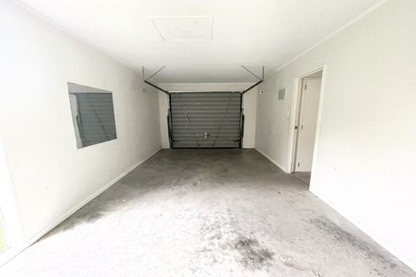 Photo of property in 5 Mira Place, Windsor Park, Auckland, 0632