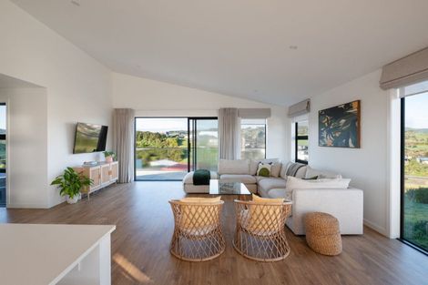 Photo of property in 52 Rangitahi Road, Raglan, 3225