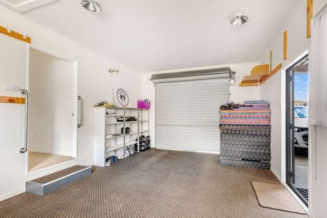 Photo of property in 9a Robinson Avenue, Holdens Bay, Rotorua, 3010