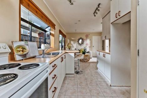 Photo of property in 7a Ramonda Close, Bayview, Auckland, 0629