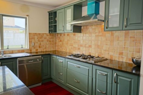 Photo of property in 118 Hugh Green Drive, Pinehill, Auckland, 0632