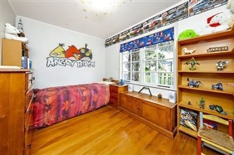 Photo of property in 8 Cargill Street, Papakura, 2110