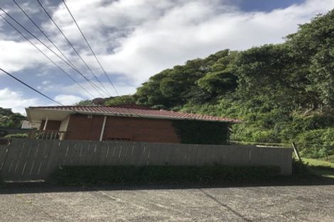 Photo of property in 4/2b Queensway, Three Kings, Auckland, 1024