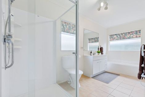 Photo of property in 11a Riverside Road, Orewa, 0931