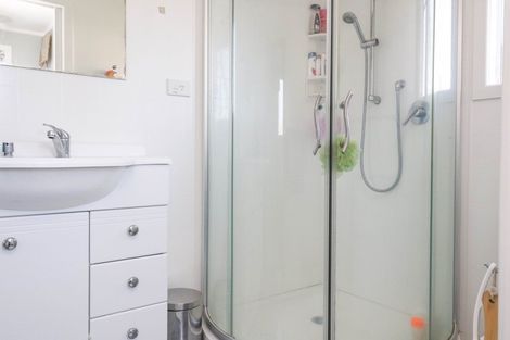 Photo of property in 6 Aputa Avenue, Te Puru, Thames, 3575