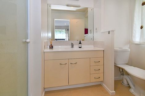 Photo of property in 3/5 Saints Court, Manurewa, Auckland, 2102