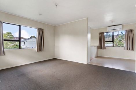 Photo of property in 49 Meadowvale Rise, Titirangi, Auckland, 0604