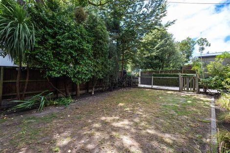 Photo of property in 16 Ford Road, Opawa, Christchurch, 8023