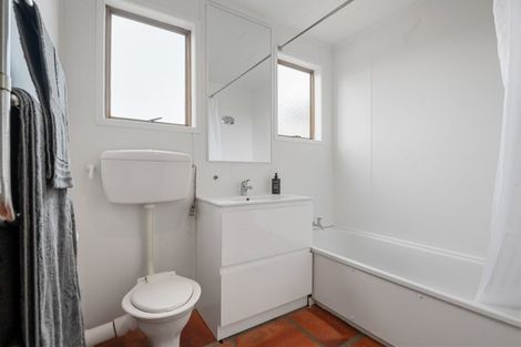 Photo of property in 9 Pohutukawa Place, Ellerslie, Auckland, 1051