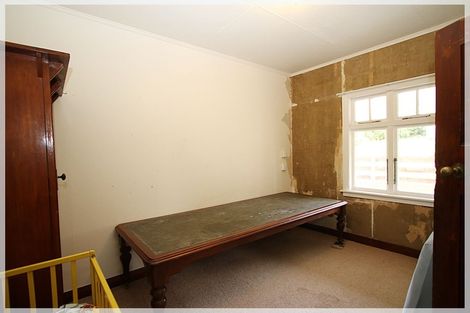 Photo of property in 3 Hay Street, Shannon, Palmerston North, 4474