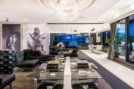 Photo of property in 3a/2 Saint Martins Lane, Grafton, Auckland, 1010