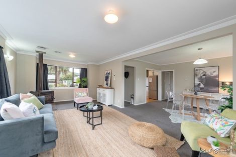 Photo of property in 3 Snell Grove, Clouston Park, Upper Hutt, 5018