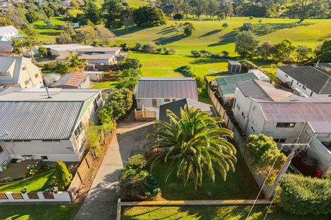 Photo of property in 31 Shakespear Road, Army Bay, Whangaparaoa, 0930