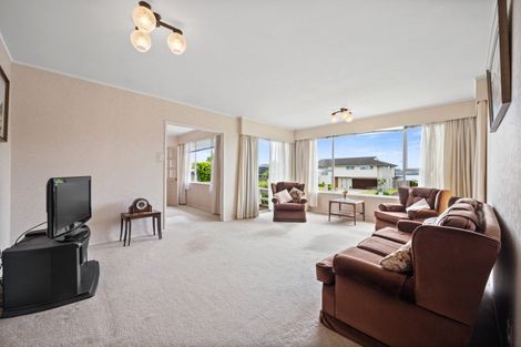 Photo of property in 41 Bramley Drive, Farm Cove, Auckland, 2012