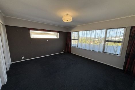 Photo of property in 5 Truro Road, Camborne, Porirua, 5026