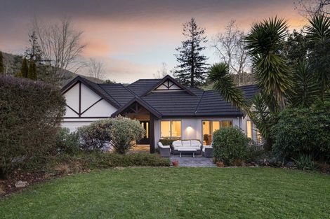 Photo of property in 25 Montebello Avenue, Stoke, Nelson, 7011