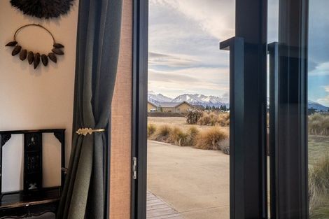 Photo of property in 8 Matukituki Crescent, Twizel, 7901