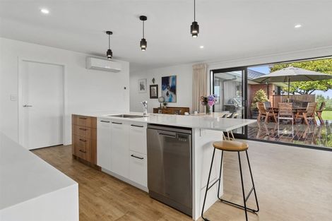 Photo of property in 110 Waikite Road, Welcome Bay, Tauranga, 3175