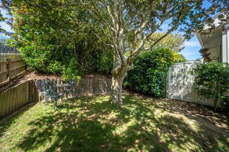 Photo of property in 8 Makatote Grove, Churton Park, Wellington, 6037