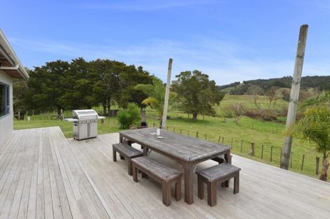 Photo of property in 132 Omana Road, Waiotira, 0193