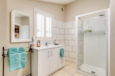 Photo of property in 911 Nelson Street North, Mahora, Hastings, 4120