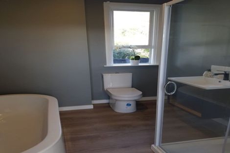 Photo of property in 198 Pacific Road, North New Brighton, Christchurch, 8083