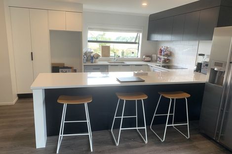 Photo of property in 7/77 Glenmore Road, Sunnyhills, Auckland, 2010