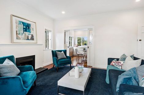 Photo of property in 209 Campbell Road, Greenlane, Auckland, 1061