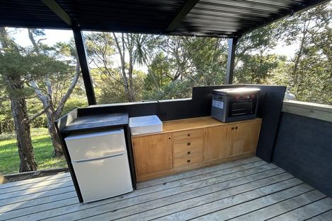 Photo of property in 56 Valley View Road, Glenfield, Auckland, 0629
