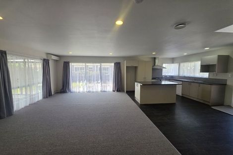 Photo of property in 11 Crisp Drive, Papamoa Beach, Papamoa, 3118