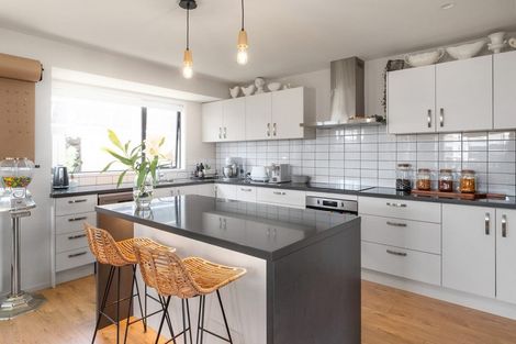 Photo of property in 1 Pimelea Street, Papamoa Beach, Papamoa, 3118