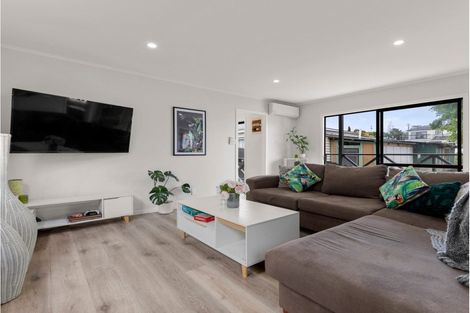 Photo of property in 3a Wattle Road, Sunnyvale, Auckland, 0612