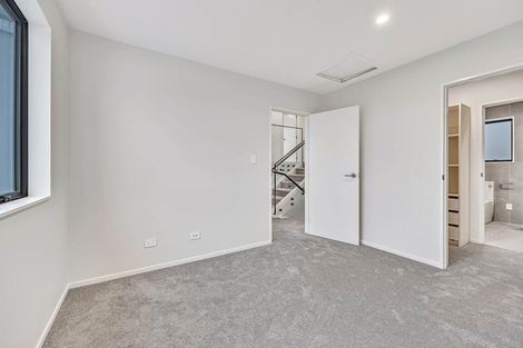 Photo of property in 29d Rotoiti Avenue, Pakuranga Heights, Auckland, 2010