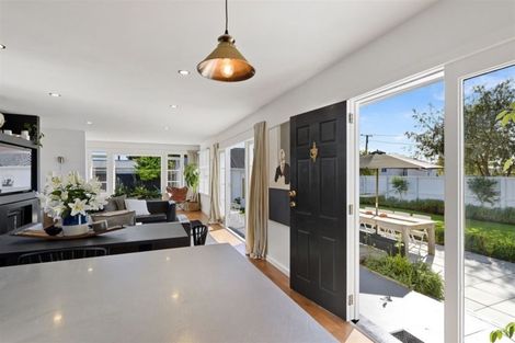 Photo of property in 141 Packe Street, Edgeware, Christchurch, 8013