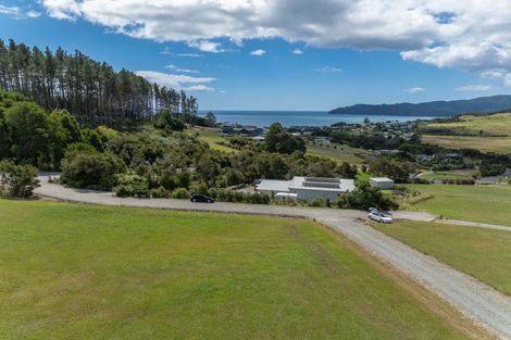 Photo of property in 2 Frazer Place, Coopers Beach, 0420