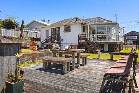 Photo of property in 9 Roy Terrace, Moturoa, New Plymouth, 4310