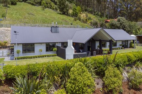 Photo of property in 61 Ramsay Drive, Acacia Bay, Taupo, 3385