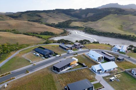 Photo of property in 79 Omahina Street, Raglan, 3225