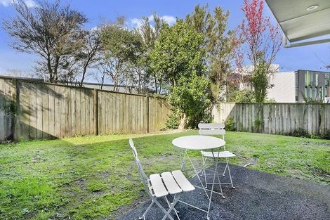 Photo of property in 10/548 Albany Highway, Albany, Auckland, 0632