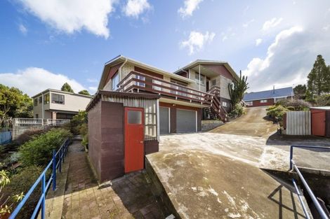 Photo of property in 177 Govett Avenue, Frankleigh Park, New Plymouth, 4310