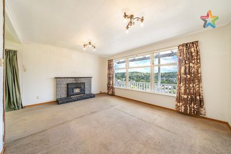 Photo of property in 51 Lowry Crescent, Stokes Valley, Lower Hutt, 5019