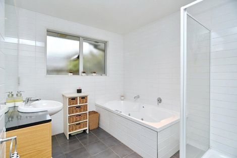 Photo of property in 9 Springside Place, Redwood, Christchurch, 8051