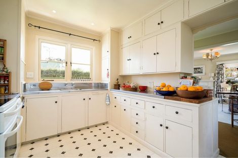 Photo of property in 141 Victoria Street, Cambridge, 3434