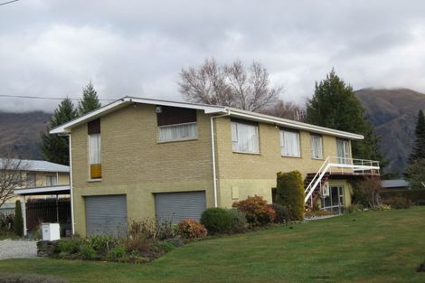 Photo of property in 15 Lindsay Place, Wanaka, 9305