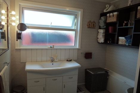 Photo of property in 39 Dixie Street, Te Horo Beach, Otaki, 5581