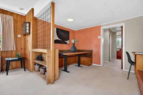 Photo of property in 30 Victoria Street, Carterton, 5713